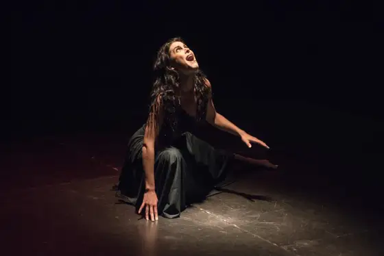 Taniec w teatrze muzycznym - jak czytać emocje na scenie?