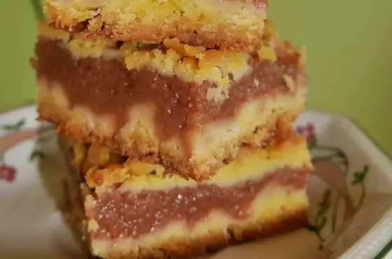 Zaparzanie mąki mlekiem: Sekret gładkich sosów i puszystych ciast