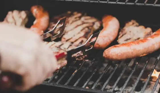 Jak przyrządzić kaszankę? Smażenie, pieczenie, grill przepisy i sekrety