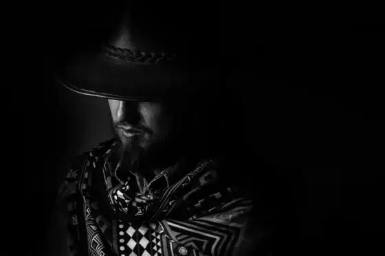 Chiaroscuro w fotografii - jak opanować światło i cień