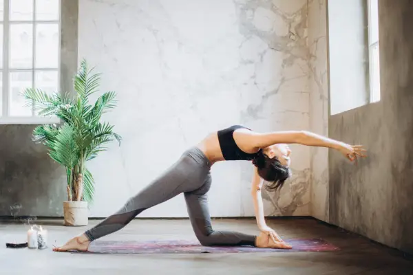 Pilates: Na co pomaga? Zdrowy kręgosłup, sylwetka, spokój ducha
