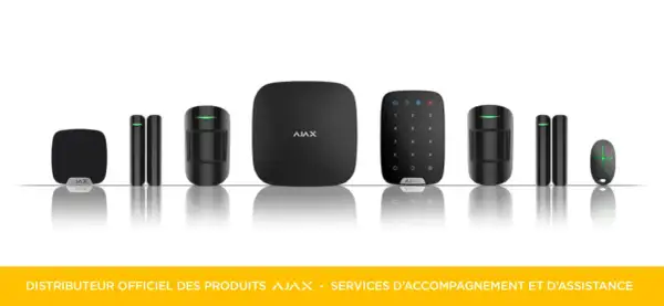 Ensemble d'appareils de sécurité sans fil Ajax : hub, détecteurs, clavier et télécommandes. Un système Ajax pour une protection fiable.