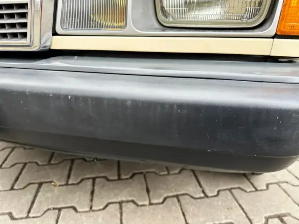 Czym pomalować zderzak plastikowy, aby uzyskać trwały efekt?