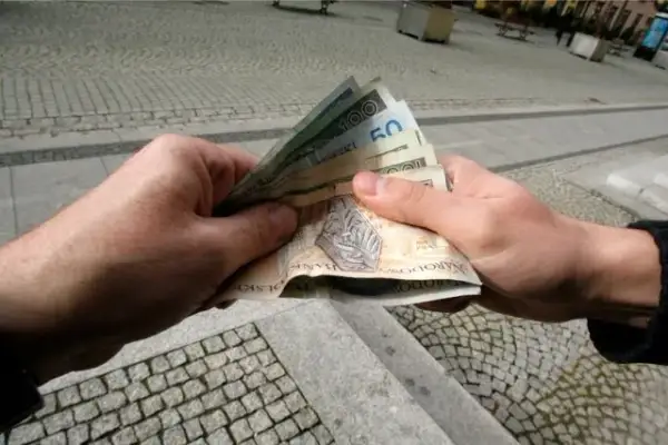 Czy warto kredyt ze stałym oprocentowaniem? Odkryj ukryte ryzyka i korzyści