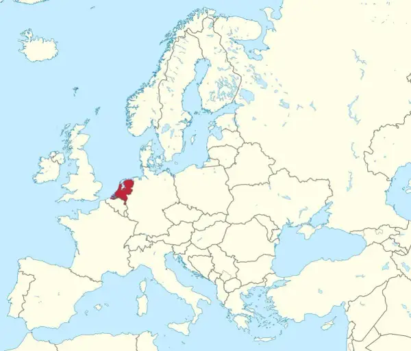 Gdzie leży Holandia na mapie? Odkryj jej położenie w Europie