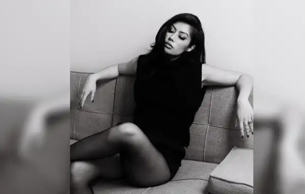 Kim Lee DJ: Jak jej unikalny styl zmienia scenę muzyczną