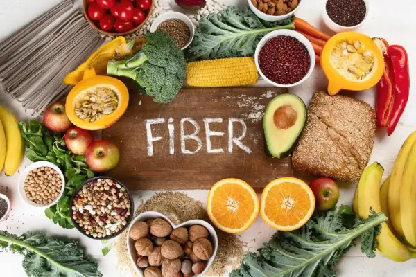 Frutta, verdura, legumi e cereali integrali: scopri quali sono le fibre solubili per una dieta sana.