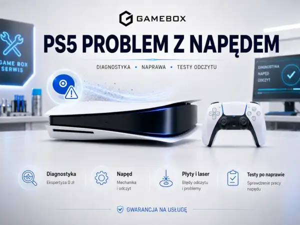 Konsola PS5 z kontrolerem, obok ikona płyty z wykrzyknikiem. Reklama serwisu PS5 problem z napędem, jak włożyć płytę do PS5.