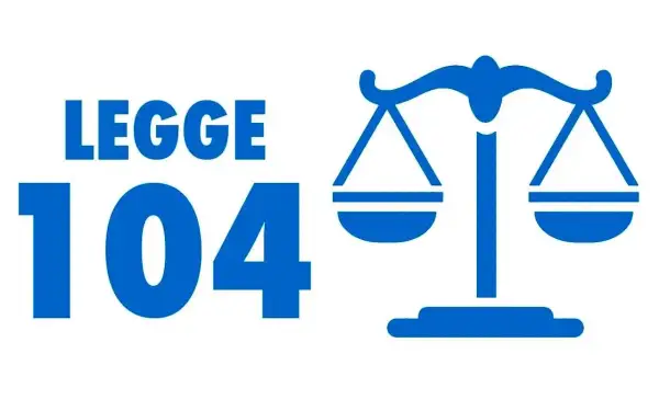Legge 104: bilancia della giustizia per chi soffre di cecità parziale.