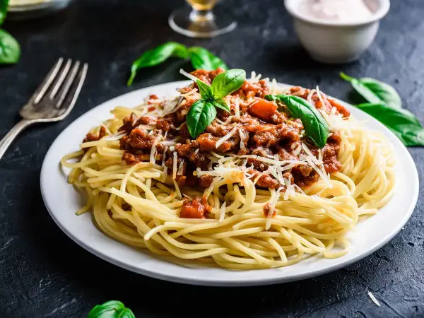 Spaghetti bolognese jamie oliver – prosty przepis na pyszne danie