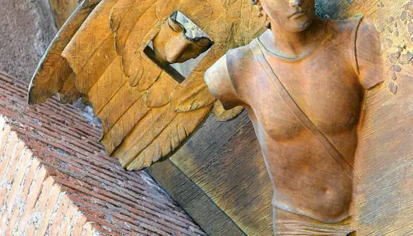 Igor Mitoraj Helios – tajemnice rzeźby i jej artystyczne znaczenie