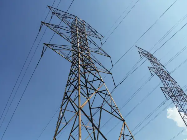 Jak przeliczyć 1 kJ na kWh: proste sposoby na oszczędności energii
