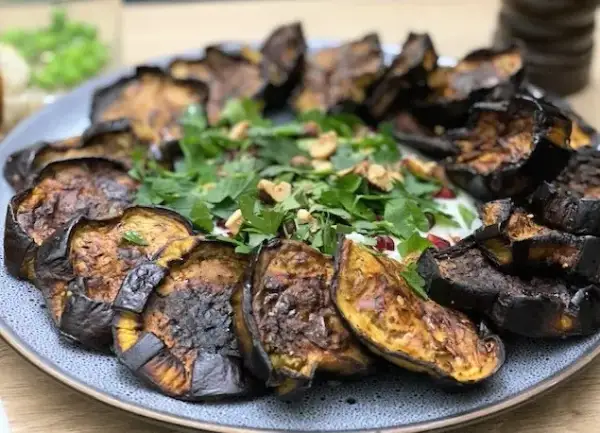 Aubergines grillées au four: le secret d'une texture fondante et légère