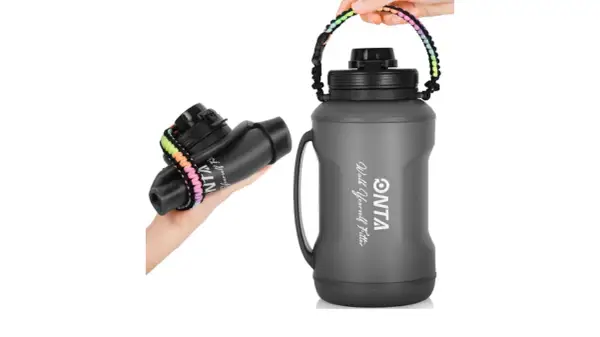 Botella plegable de silicona ONTA, ideal para llevar tus bebidas.
