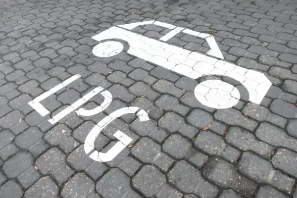 Ile kosztuje regulacja lpg? Sprawdź ceny i uniknij niepotrzebnych wydatków