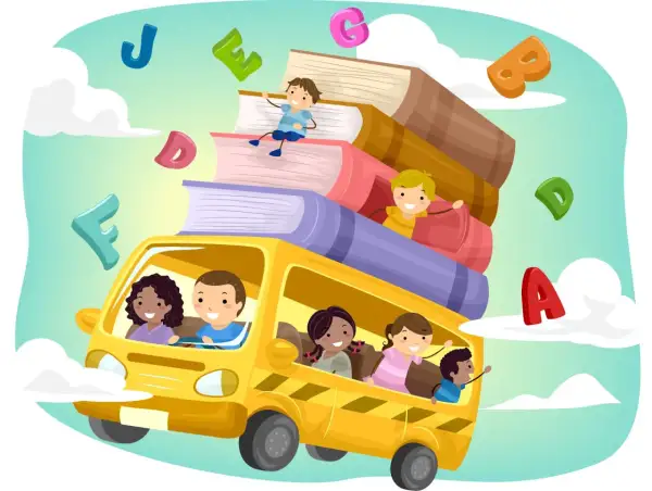 Niños felices en un autobús escolar lleno de libros, aprendiendo juegos del abecedario en inglés.