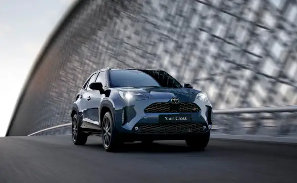 Nowa Toyota: Ile naprawdę kosztuje? Cennik, wyposażenie, finanse.