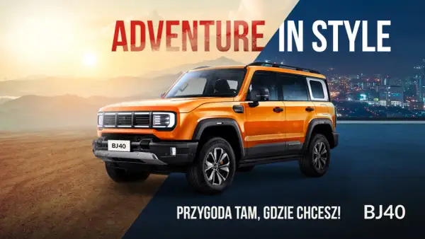 Pomarańczowy BJ40 na tle gór i miasta. "Adventure in Style" i "Przygoda tam, gdzie chcesz!". Sprawdź BJ40 cena.
