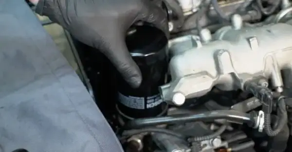 Audi A4 B8 Ölfilter wechseln: DIY-Anleitung & Tipps für den perfekten Sitz