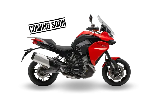 La nueva moto Morini Corsaro Sport, en rojo vibrante, lista para la aventura.