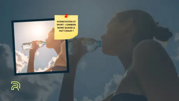 Une femme boit de l'eau sous le soleil. L'image souligne l'importance de l'hydratation sportif par temps chaud.