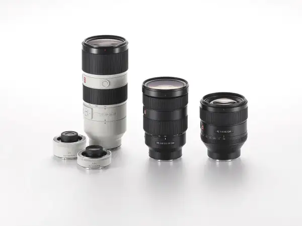 Obiektywy Sony FE 2.8/70-200 GM OSS, FE 2.8/24-70 GM, FE 1.4/85 GM oraz telekonwertery Sony E 1.4x i 2x.