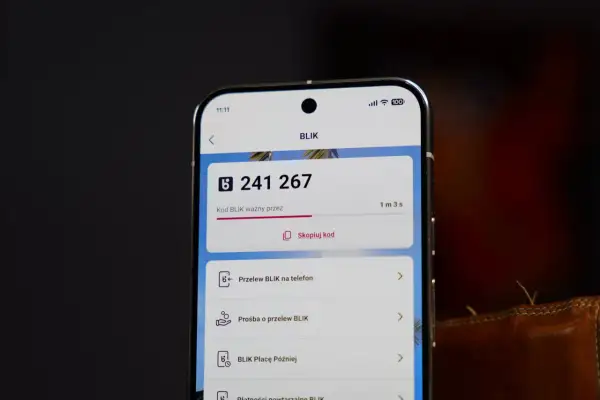 Kod BLIK 241 267 ważny przez 1m 3s. Możesz skopiować kod lub wybrać przelew BLIK na telefon.