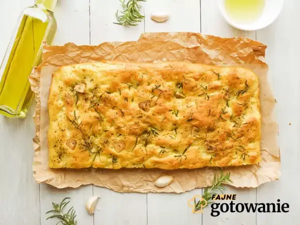 Puszysta focaccia bezglutenowa: Mój sprawdzony przepis krok po kroku