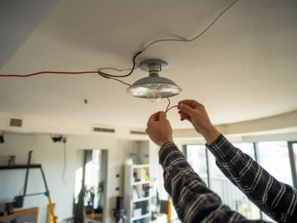 Kabel do lampy sufitowej: 3-żyłowy 1,5 mm² to bezpieczny wybór?