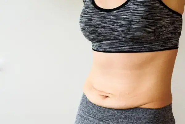 Rekompozycja sylwetki: Jak pozbyć się problemu "skinny fat"?