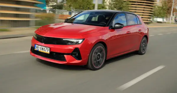 Ile pali opel astra 1.6 benzyna? Zaskakujące wyniki spalania w mieście i trasie