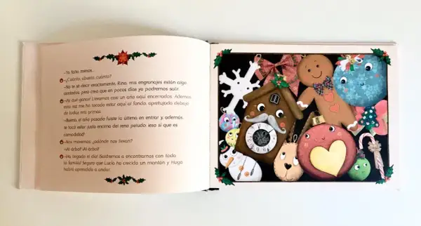 Personajes de un cuento de navidad corto, como un muñeco de jengibre, un muñeco de nieve y adornos navideños, esperan ansiosos la llegada de la Navidad.