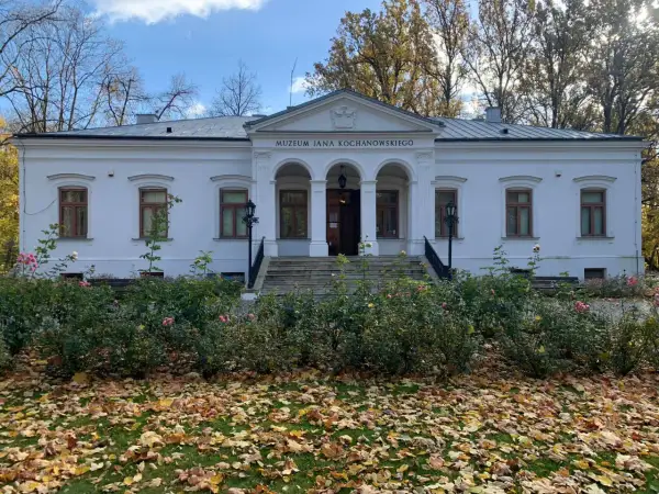 Czarnolas atrakcje: odkryj najciekawsze miejsca i wydarzenia kulturalne