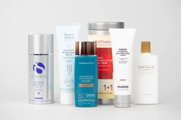 Kolekcja kremów z filtrem mineralnym: IS CLINICAL, Dermomedica, Colorescience, Cell Fusion, Marini, Skin1004.