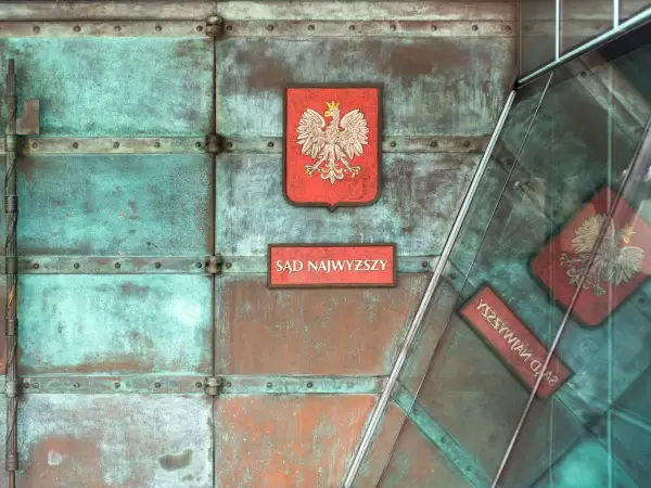 Sąd najwyższy co to? Kluczowe informacje o jego roli i funkcjach