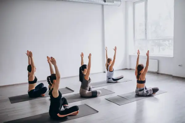 Na czym polega pilates? Odkryj korzyści i zasady treningu