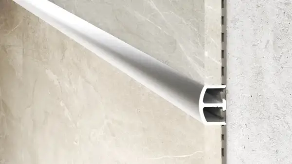 Jak skutecznie przykleić profil aluminiowy do glazury - praktyczny poradnik
