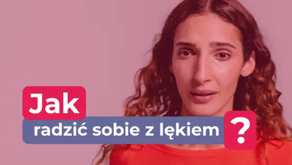 Kobieta z łzą w oku, tekst "Jak radzić sobie z lękiem?". Lęk antycypacyjny może być przytłaczający.