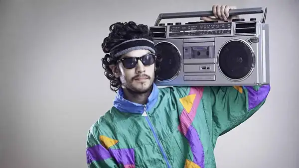 Muzyka elektroniczna lat 80.: Zespoły, które zdefiniowały dekadę