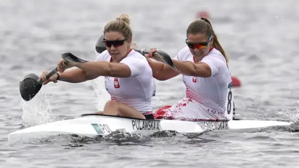 Kajakarstwo sportowe: historia, dyscypliny i jak zacząć przygodę