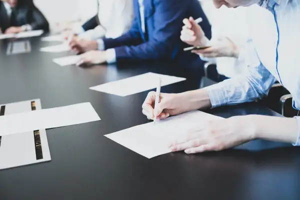 Jakie zmiany w spółdzielniach mieszkaniowych mogą wpłynąć na Twoje prawa?