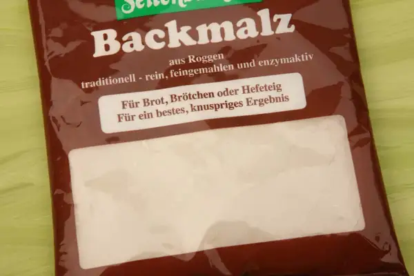 Backmalz aus Roggen, traditionell und enzymaktiv. Für Brot, Brötchen oder Hefeteig, für ein knuspriges Ergebnis.
