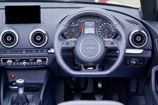 Spoiler do Audi A3: Wybierz idealny! Typy, ceny, montaż, porady