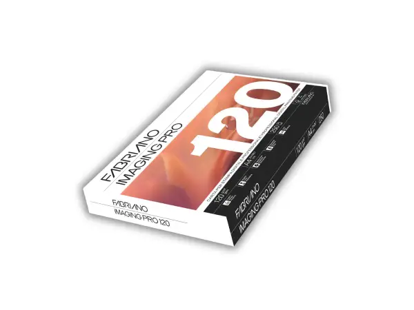 Confezione di carta Fabriano Imaging Pro 120, ideale per stampe digitali professionali.