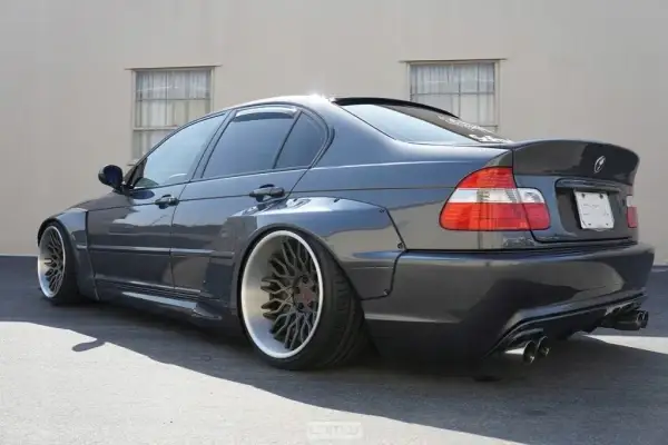 E46 spoiler: Od CSL po GT Wybierz swój styl i nie daj się złapać!