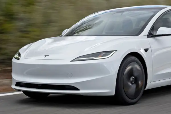 Tesla w Polsce: Ile naprawdę kosztuje? TCO i dopłaty 2024