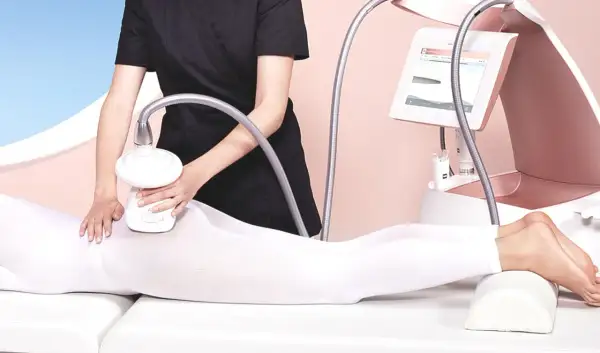 Endermologia drenująca: Jak pozbyć się obrzęków i cellulitu wodnego?