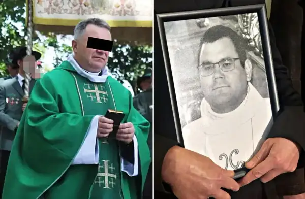 Proboszcz w zielonych szatach trzyma książkę, obok zdjęcie innego księdza.