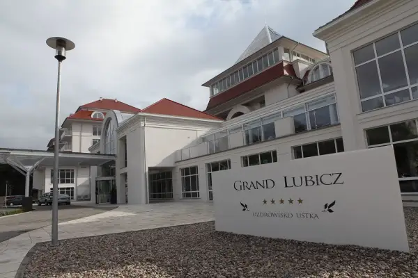 Elegancki hotel Grand Lubicz w Uzdrowisku Ustka. Sprawdź naszą **grand lubicz promocję** na pobyt!