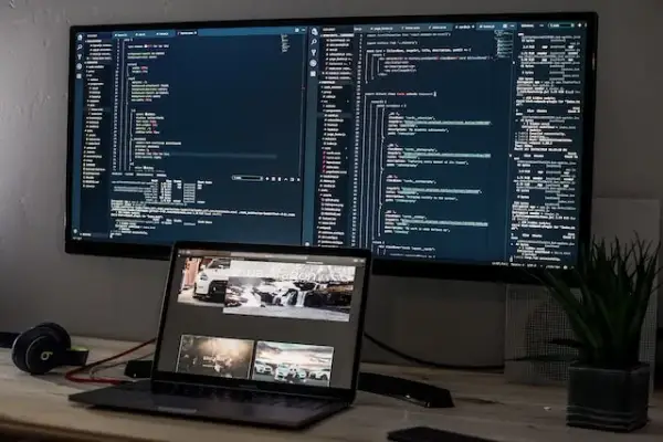 Jak podłączyć monitor do laptopa kablem HDMI - proste kroki i porady